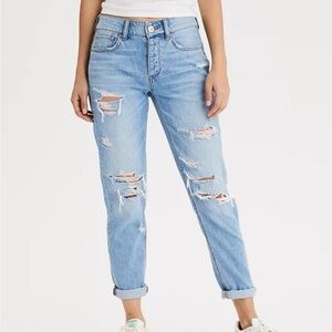 American Eagle Tomgirl Jeans size 2